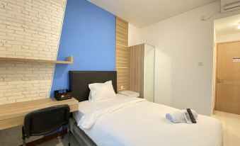 Smart Studio Room Semi Apartment at the Lodge Paskal Near Binus University