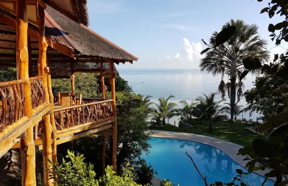 卡拉楚奇海灘度假村