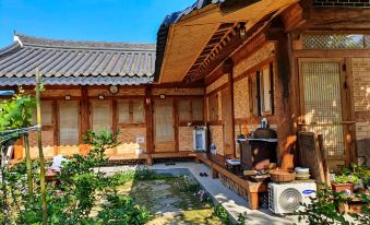 5. 산청 예다움한옥..