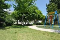 Defne & Zevkim Hotel Hotels in Marmaris