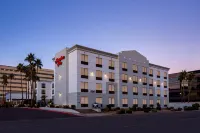 Hampton Inn Phoenix-Biltmore Hotels in Phoenix