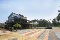 Taean Mongsanpo Tropea Pension