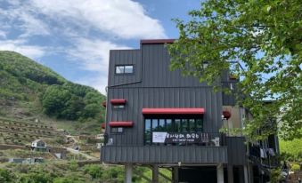 Gurye Jirisan Rosinante House Pension