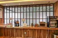 V Hotel - sarapan