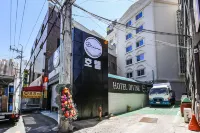 Divine Hotel Hotell i Dong-gu