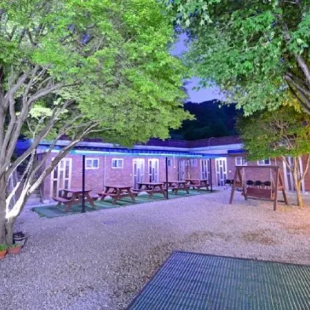 Namwon Jiri Mountain Oxygen Pension (Baemsageol, Valley)