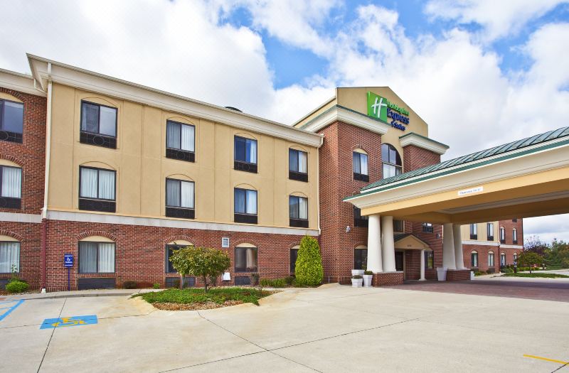 Holiday Inn Express & Suites Goshen by IHG