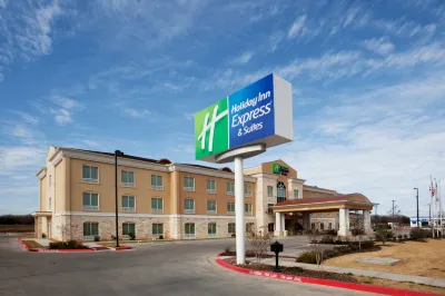 Holiday Inn Express & Suites GEORGETOWN by IHG Hotels in Williamson County