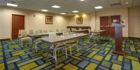 Holiday Inn Express & Suites Midwest City Các khách sạn ở Midwest City