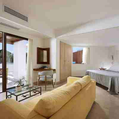 St Nicolas Bay Resort Hotel & Villas Rooms