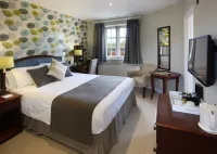 The Bell Inn Hotel Copythorne otelleri