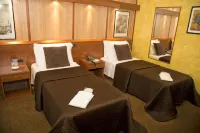 Hotel Motel Ovest Hotel in zona Parrocchia S. Antonio Abate