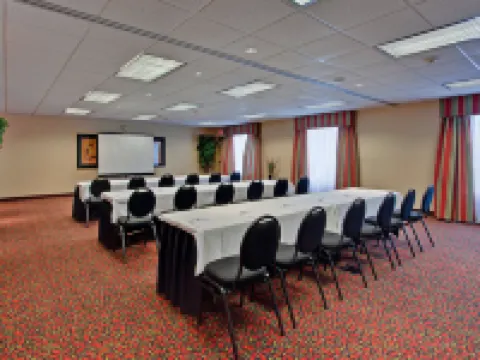 Holiday Inn Express & Suites AIRDRIE-CALGARY NORTH by IHG Hotels in Airdrie