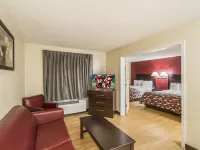 Red Roof Inn & Suites Pensacola East - Milton Hotels in Santa Rosa County