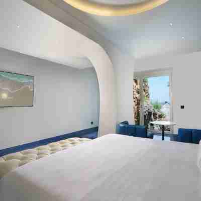 Grotta Palazzese Beach Hotel Rooms