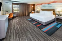 Hotel Indigo Spring – Woodlands Area Отели в г. Спринг