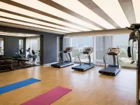 Radisson Blu Mumbai International Airport Hotels near Gilbert Hill