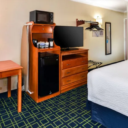 SureStay Hotel by Best Western Ontario Airport