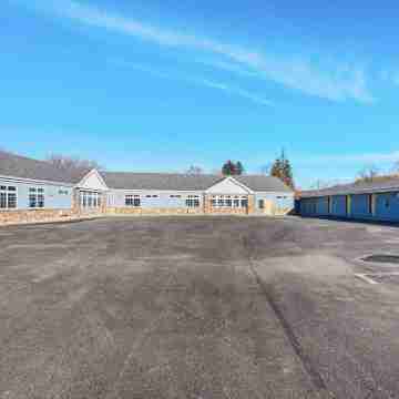 Rodeway Inn & Suites Ithaca South Hotel Exterior