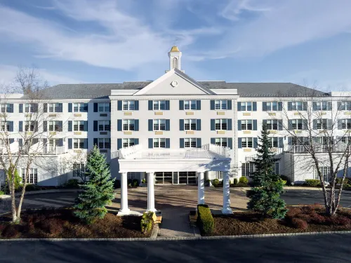 Somerset Hills Hotel, Tapestry Collection by Hilton - parking