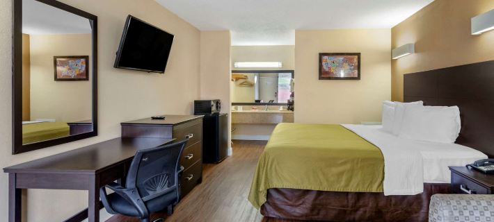 Econo Lodge Civic Center Hotele w: Roanoke