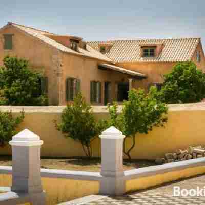 Estrellas Luxury Villas Hotel Exterior
