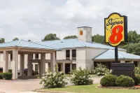 Super 8 by Wyndham Indianola