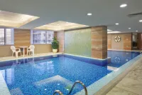 Holiday Inn MACAU by IHG - Pools