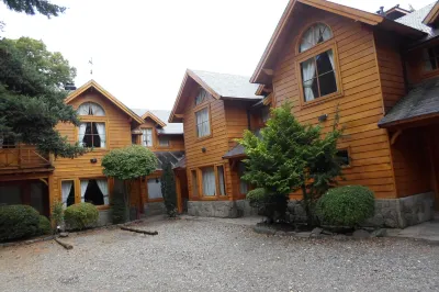 Apart Hotel Robles del Sur Hotel dekat Playa Quila Quina