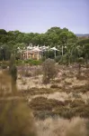 Sails in the Desert Hotels near Ayers Rock Resort