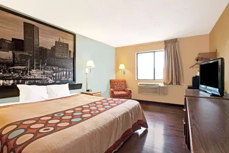 Super 8 by Wyndham Baltimore/Essex Area