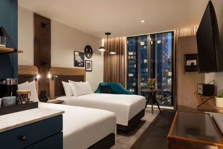 The Gantry London, Curio Collection by Hilton Отели рядом с достопримечательностью «The ExCel London»