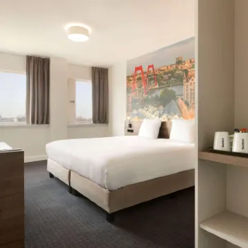 Rotterdam Teleport Hotel Hotels near Rotterdam Centraal