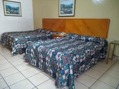 Hotel Santander Inn & Suites Hotels in 