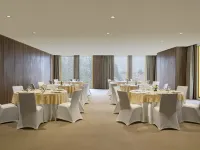 โวโค โดฮา เวสต์ เบย์ สวีท บาย IHG โรงแรมใกล้สวนดัฟนา