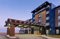 Canalta Kindersley Hotels in Kindersley