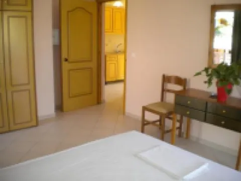 Brati - Arcoudi Hotel