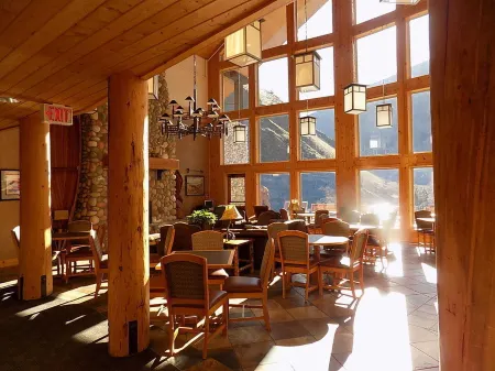 Salmon Rapids Lodge Отели в г. Риггинс