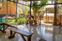 Pipe House Playa Grande Hotels in 