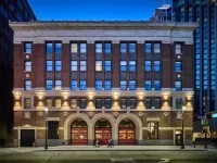 Detroit Foundation Hotel Hotel dekat Detroit Golf Club