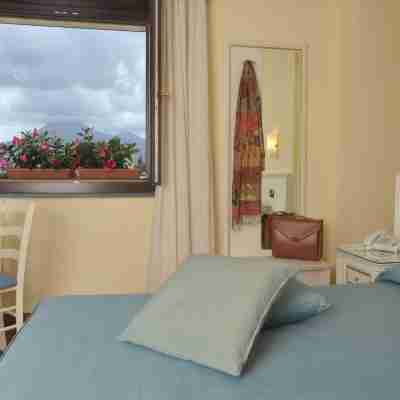Costa Hotel Rooms