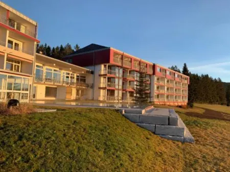 Hotel Saigerhöh Wellness Spa Golf Wandern über Dem Titisee Отели в г. Ленцкирх