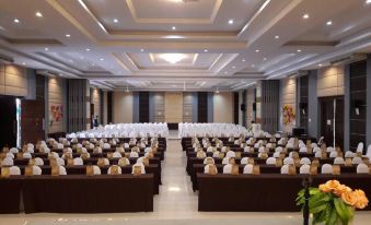 S-Tawan Hotel & Convention