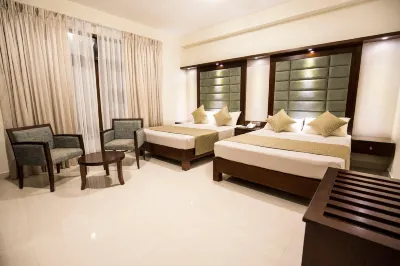 Grand 7 Hotel Kesbewa Hotel dekat Dhamma Meththa Bikkhuni Aramaya