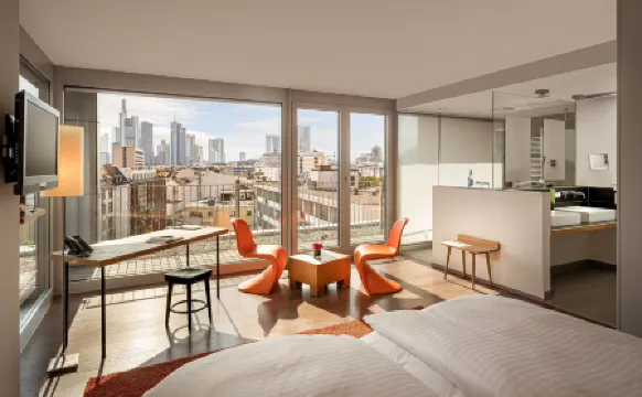 Mainhaus Stadthotel Frankfurt Отели рядом с достопримечательностью «Цайль»