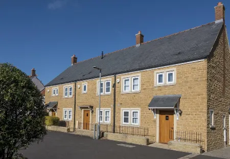 Hollies Hotel Отели в г. Тинтинулл