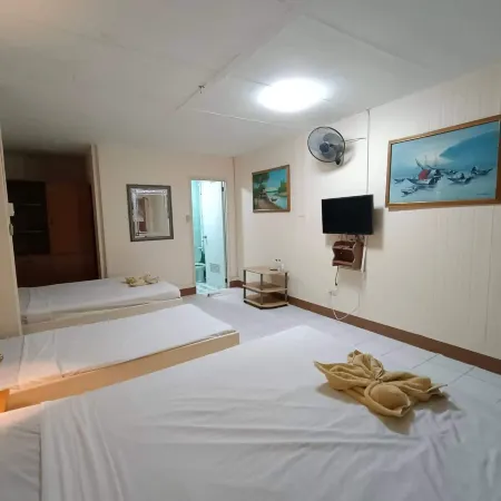 Fox Beach Resort and Dive Center, Inc