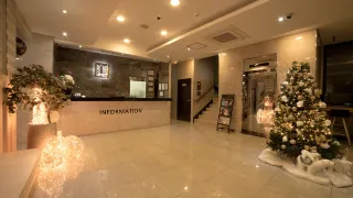 0221712000a05dpnsEC75 R 320 180 R5 D