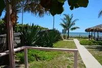 Oceanfront Sea Scape Motel - Ocean View