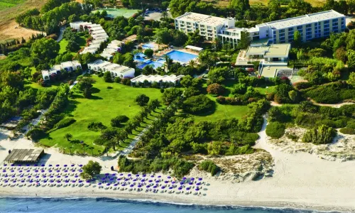 Caravia Beach Hotel